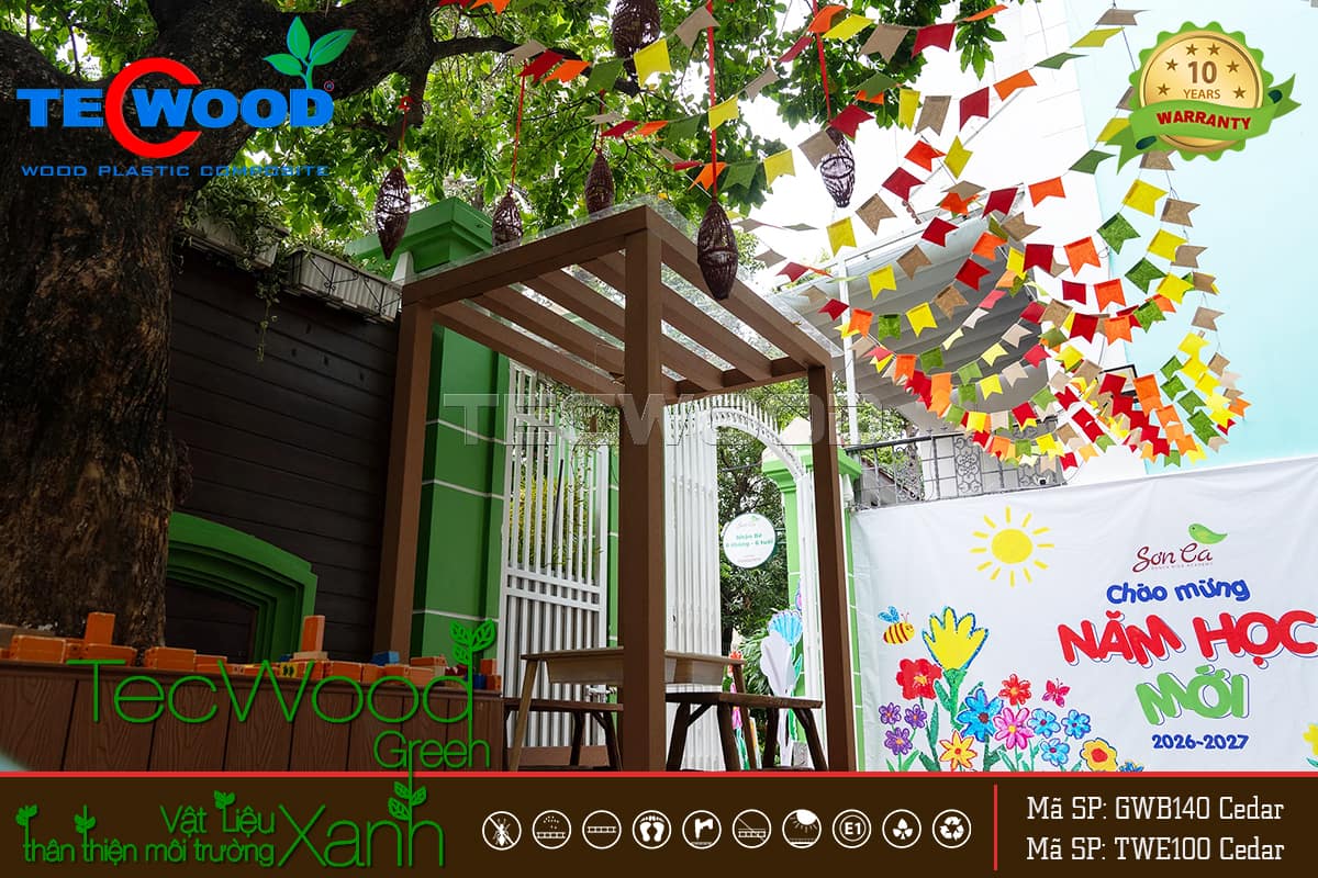 Lam gỗ nhựa trang trí sân trường mầm non hiện đại