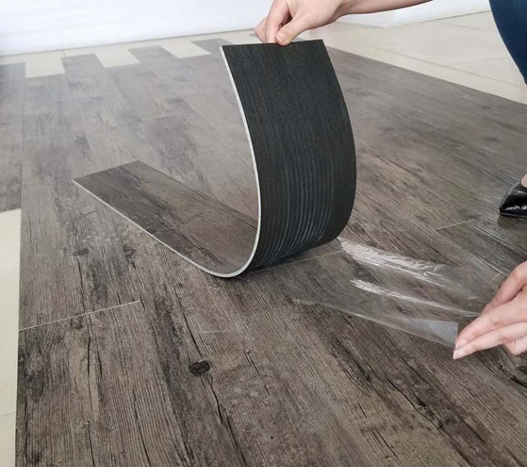 sàn nhựa dán keo